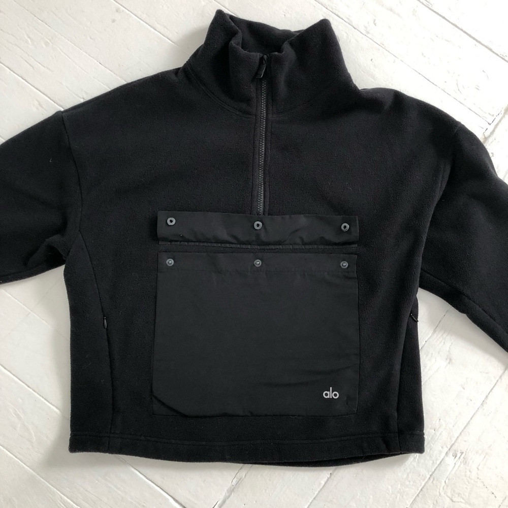 ALO Yoga Pullover